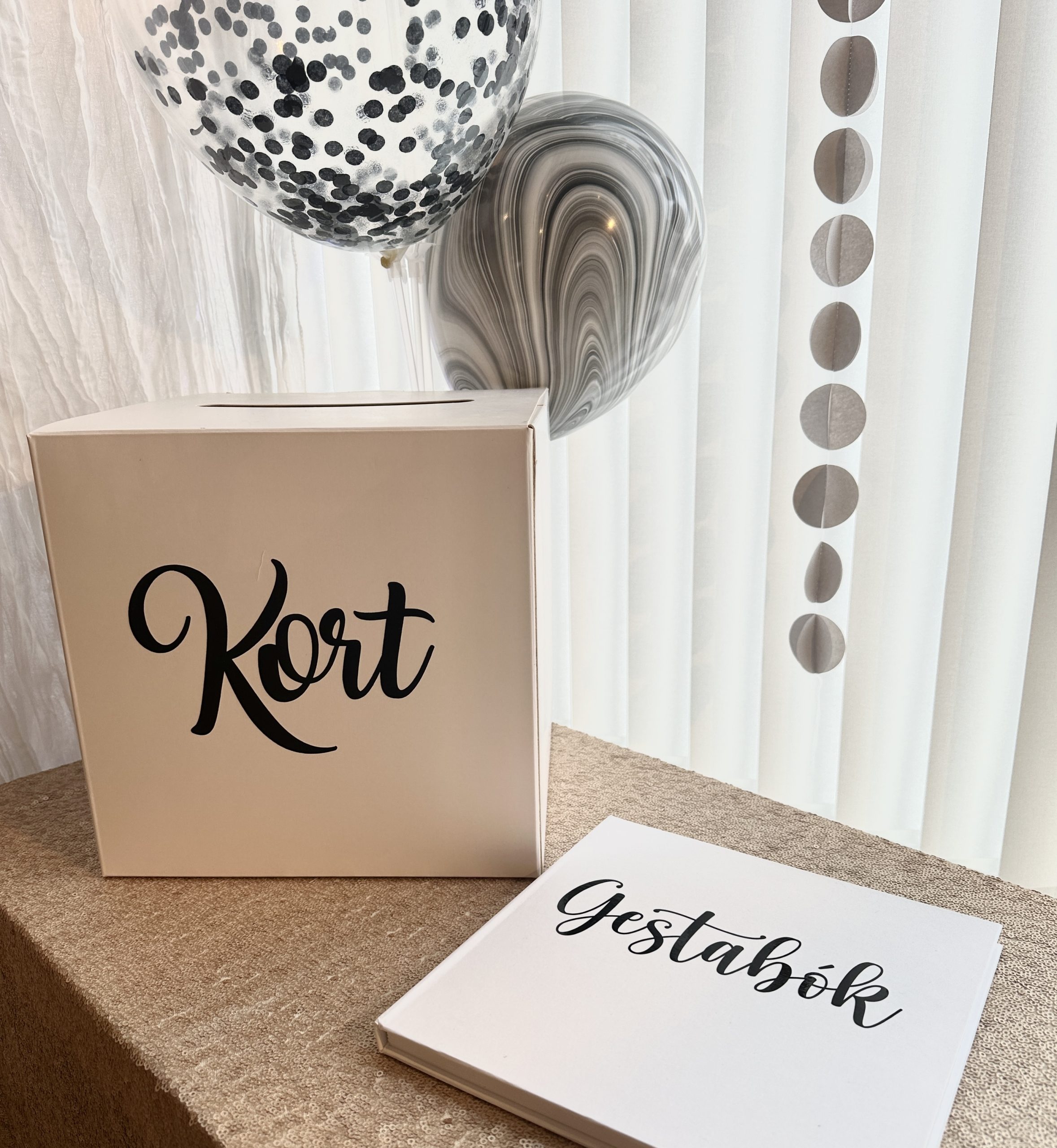 Gestabók Hvít -Hægt að velja lit á letri- 21,5 x 21,5cm - Image 6